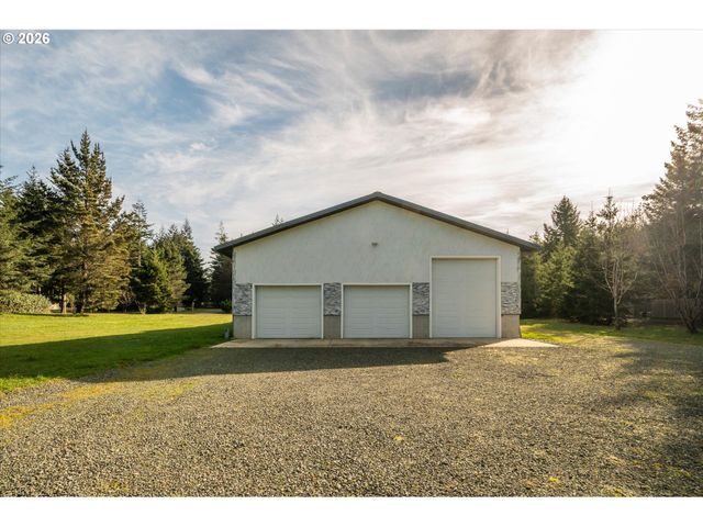 87829 TWO MILE Ln, Bandon, OR 97411
