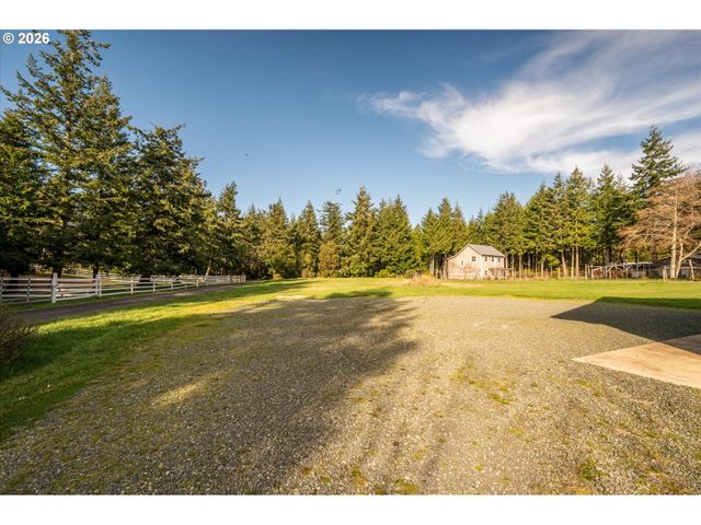 87829 TWO MILE Ln, Bandon, OR 97411