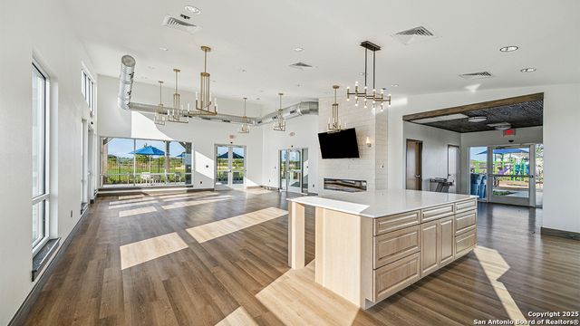 12515 Spoor Vly, Converse, TX 78109