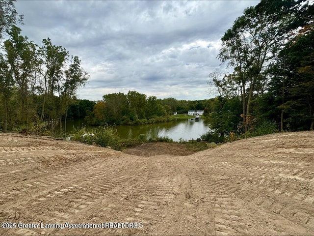 04 Lakeview Court, Perrinton, MI 48871