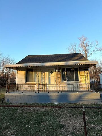 7027 Chalmers Avenue, Warren, MI 48091