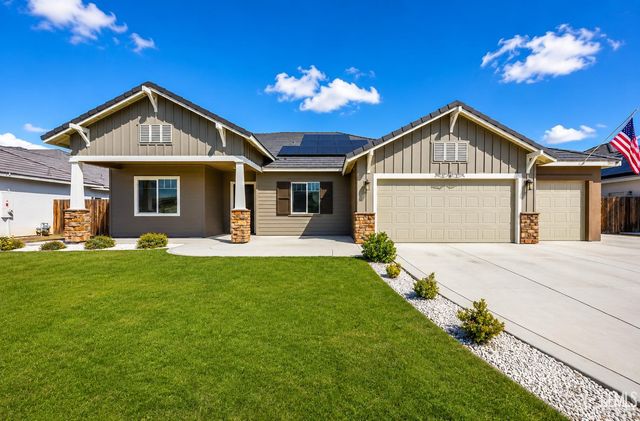 16002 Canterbury Court, Bakersfield, CA 93314