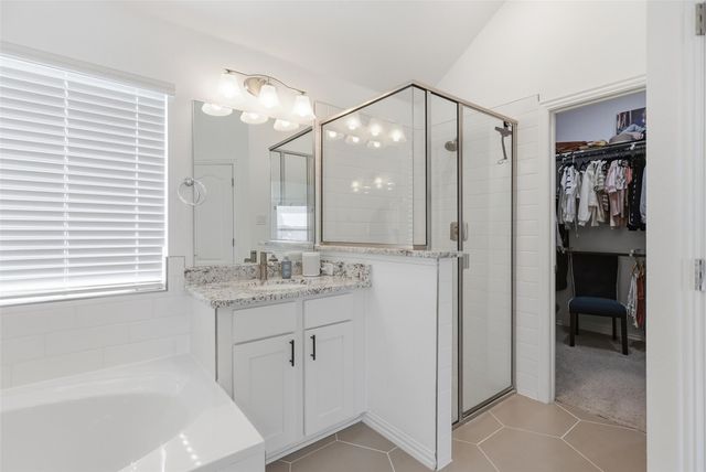 544 Cherrystone LOOP, Buda, TX 78610