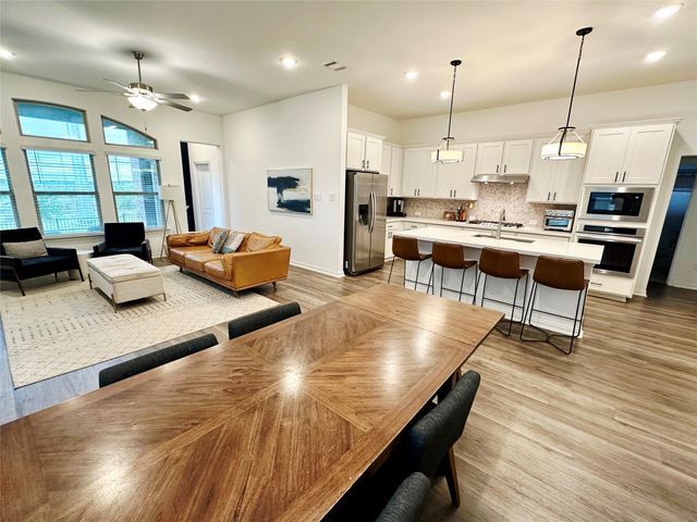 544 Cherrystone LOOP, Buda, TX 78610