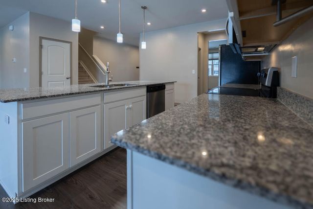 4391 Coppice Trail, Louisville, KY 40229