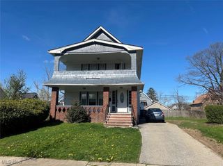 3698 Menlo Road, Shaker Heights, OH 44120