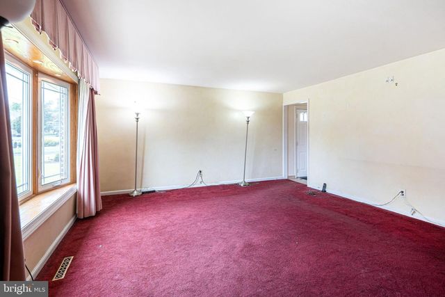 513 BURGESS ST, Philadelphia, PA 19116