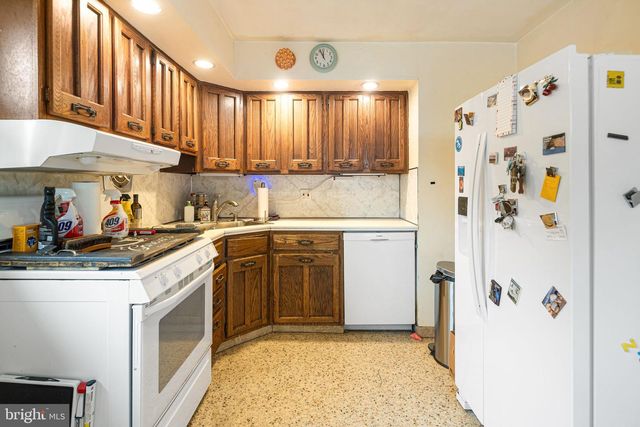 513 BURGESS ST, Philadelphia, PA 19116