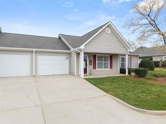 3033 Bentley Park Circle, Gainesville, GA 30504