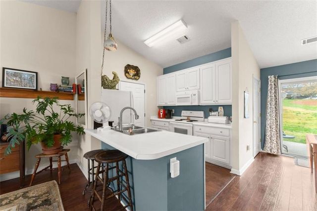 3033 Bentley Park Circle, Gainesville, GA 30504