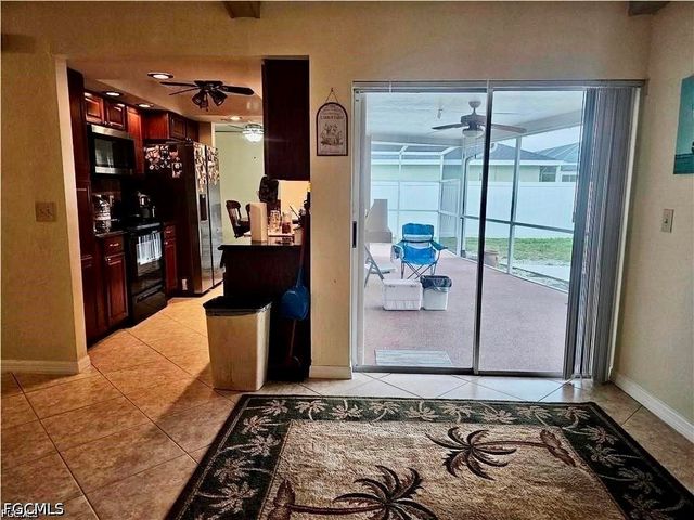 124 SE 31st ST, Cape Coral, FL 33904