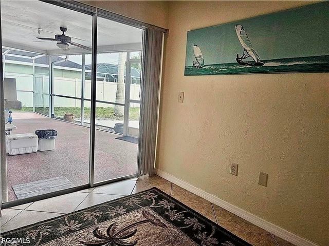124 SE 31st ST, Cape Coral, FL 33904