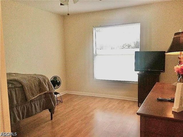 124 SE 31st ST, Cape Coral, FL 33904