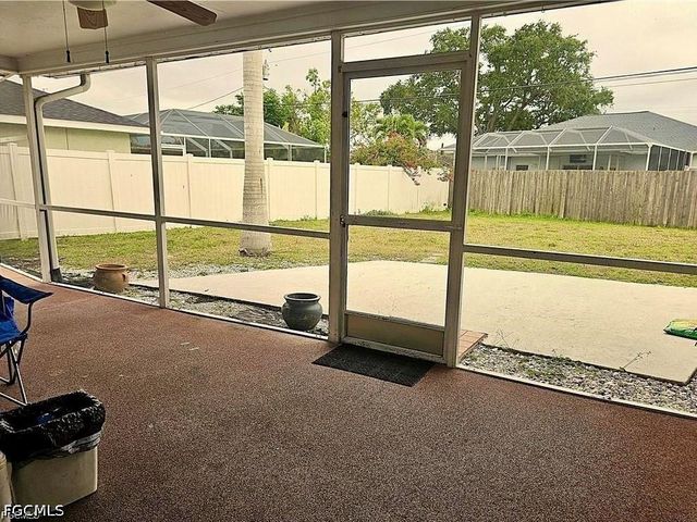 124 SE 31st ST, Cape Coral, FL 33904