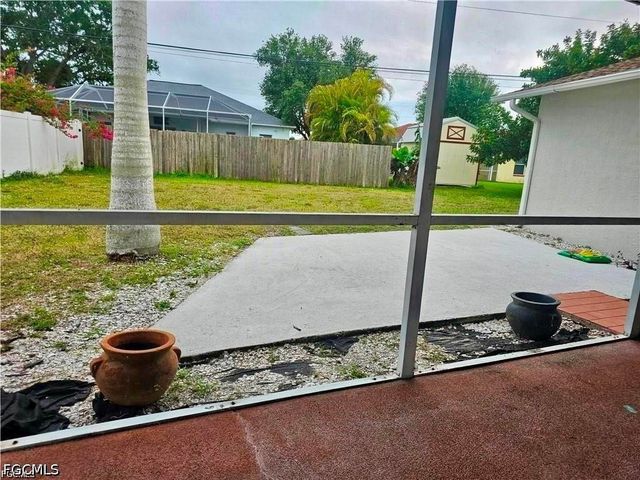 124 SE 31st ST, Cape Coral, FL 33904