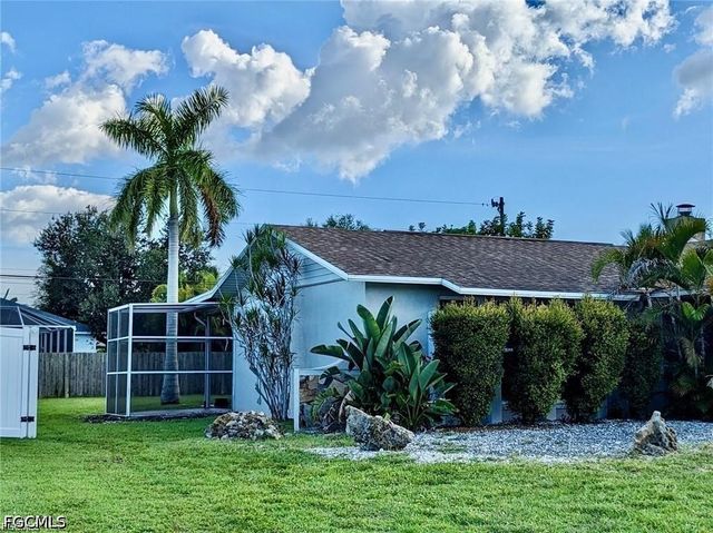 124 SE 31st ST, Cape Coral, FL 33904