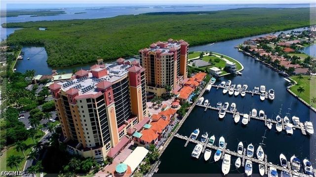 124 SE 31st ST, Cape Coral, FL 33904