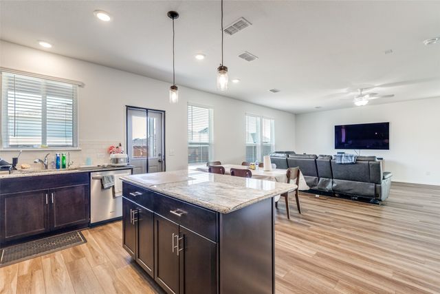 906 Cottontail Drive, Princeton, TX 75407