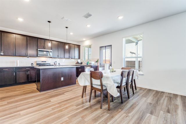 906 Cottontail Drive, Princeton, TX 75407