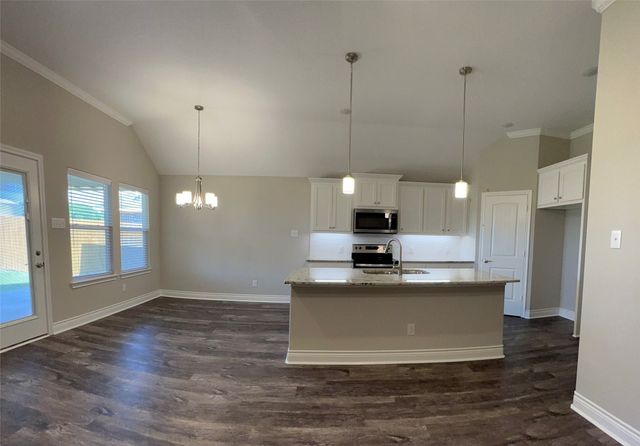 704 Tippit Lane, Greenville, TX 75402