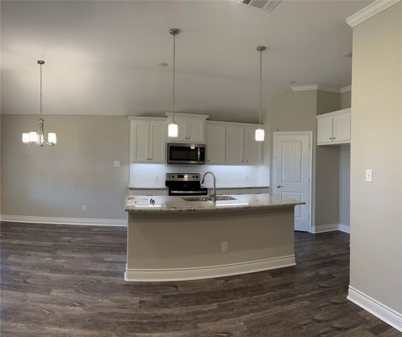 704 Tippit Lane, Greenville, TX 75402