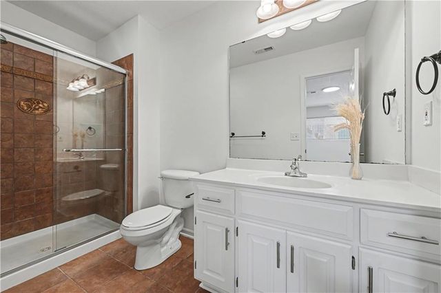 10120 Sunset Drive, Lenexa, KS 66220