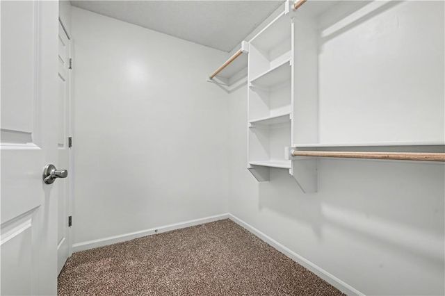 10120 Sunset Drive, Lenexa, KS 66220