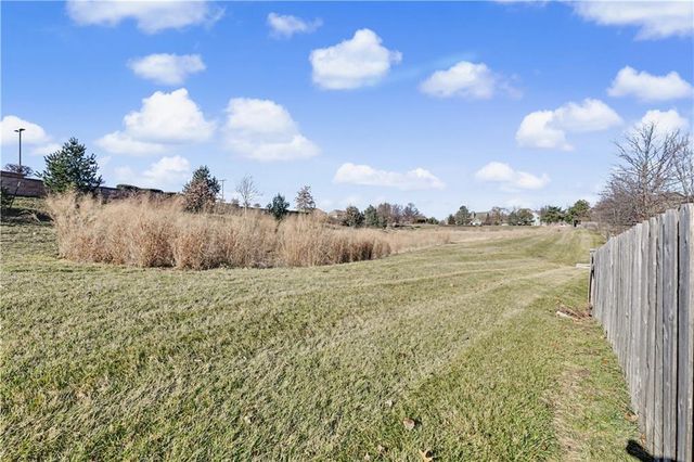 10120 Sunset Drive, Lenexa, KS 66220