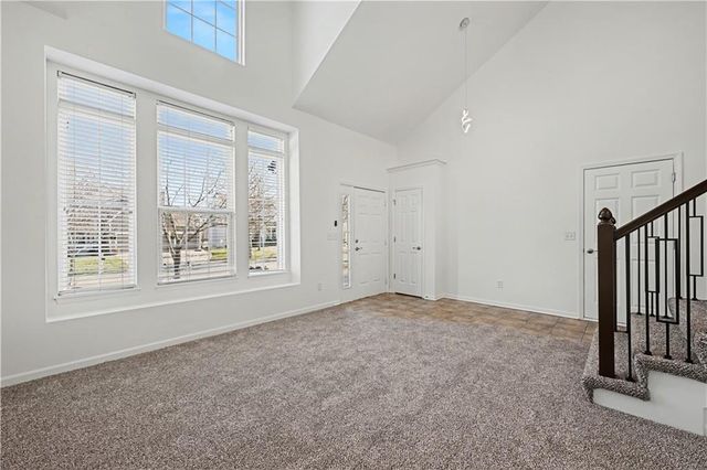 10120 Sunset Drive, Lenexa, KS 66220