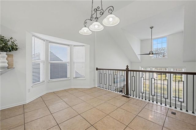 10120 Sunset Drive, Lenexa, KS 66220