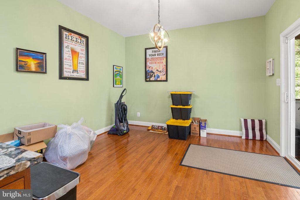 Image 18 of property listing at 12740 GREAT LN, Lusby, MD 20657