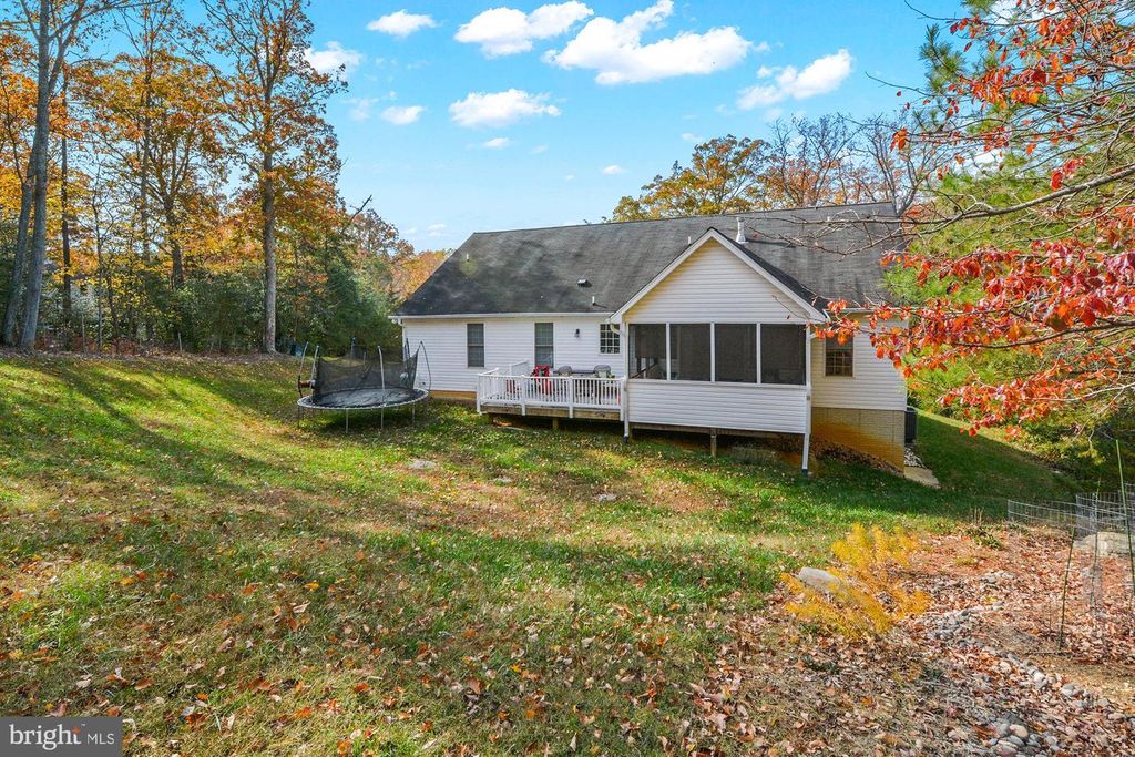 Image 33 of property listing at 12740 GREAT LN, Lusby, MD 20657