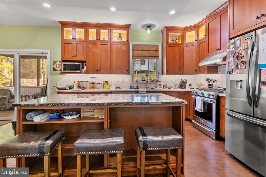 Image 8 of property listing at 12740 GREAT LN, Lusby, MD 20657
