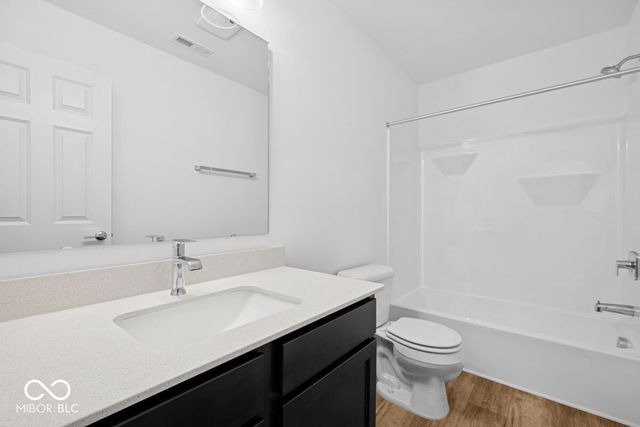 12596 Cattle Ridge Drive, Noblesville, IN 46060