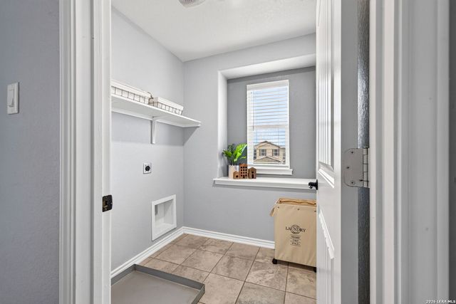 2086 Wind Chime Way, New Braunfels, TX 78130
