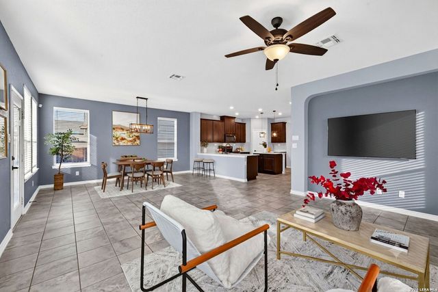 2086 Wind Chime Way, New Braunfels, TX 78130