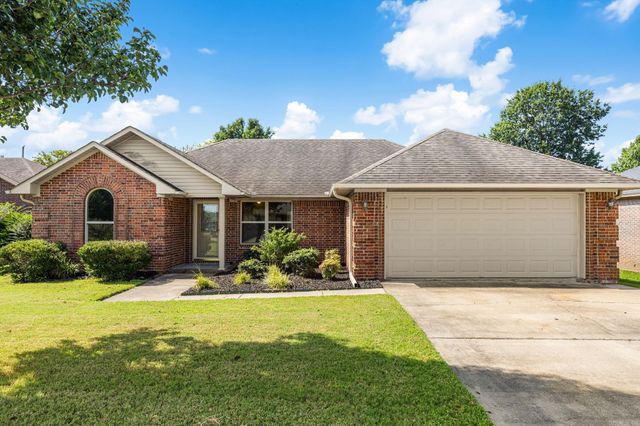 913 Mesquite Trail, Jacksonville, AR 72076