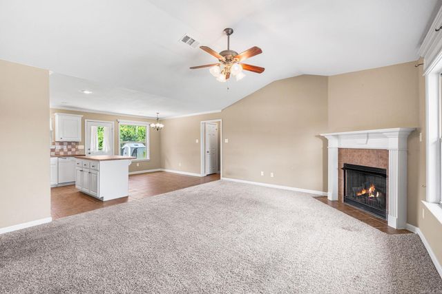 913 Mesquite Trail, Jacksonville, AR 72076