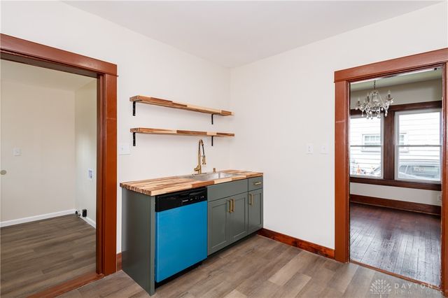 1517 Emmons Avenue, Dayton, OH 45410