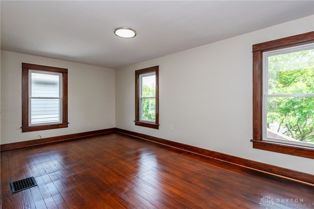 1517 Emmons Avenue, Dayton, OH 45410