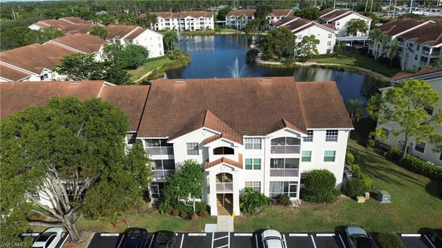 4650 Saint Croix LN # 731, Naples, FL 34109