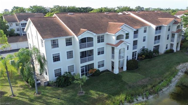 4650 Saint Croix LN # 731, Naples, FL 34109