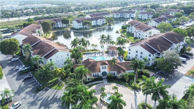 4650 Saint Croix LN # 731, Naples, FL 34109