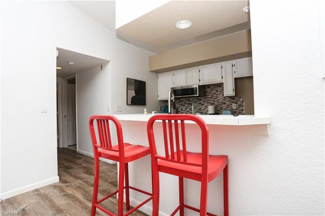 4650 Saint Croix LN # 731, Naples, FL 34109