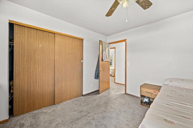3080 Kimberly AVENUE, Greenfield, WI 53221
