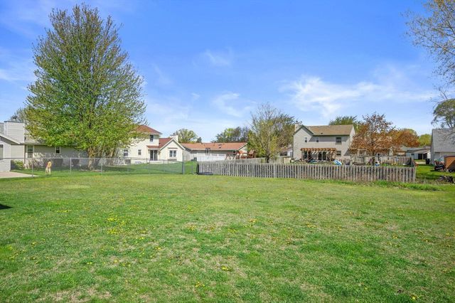 3080 Kimberly AVENUE, Greenfield, WI 53221