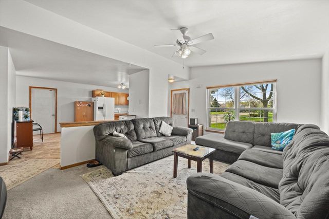 3080 Kimberly AVENUE, Greenfield, WI 53221