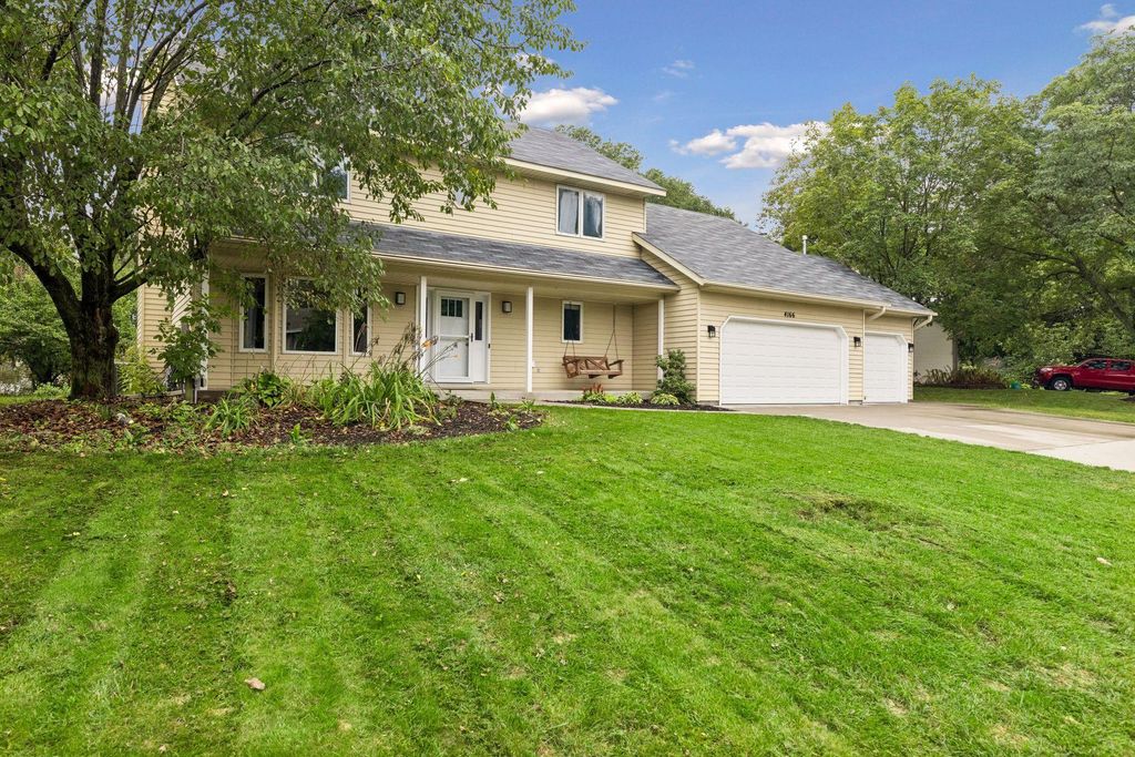 4166 Parkridge Drive, White Bear Lake, MN 55110 — exterior
