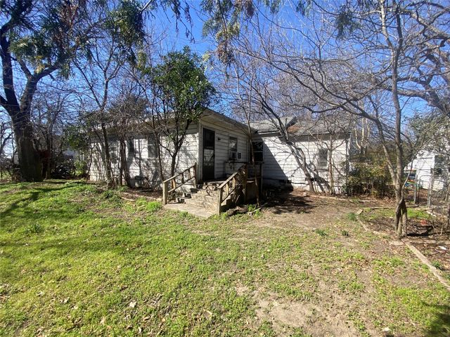 3230 S Llewellyn Avenue, Dallas, TX 75224