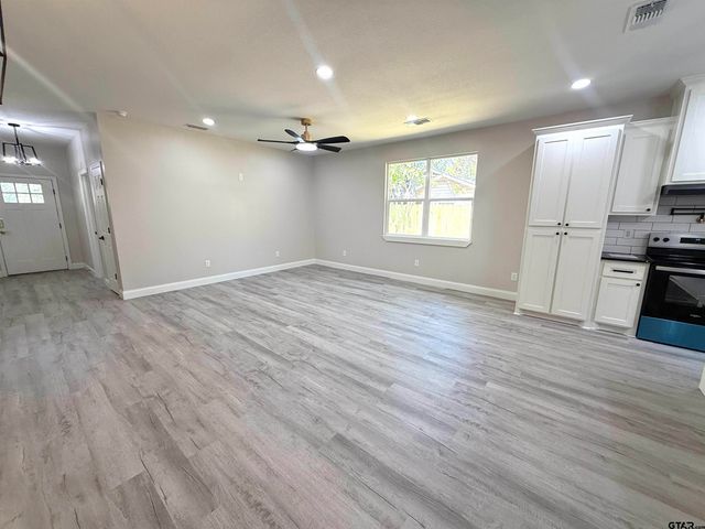 431 Cypress, Pittsburg, TX 75686